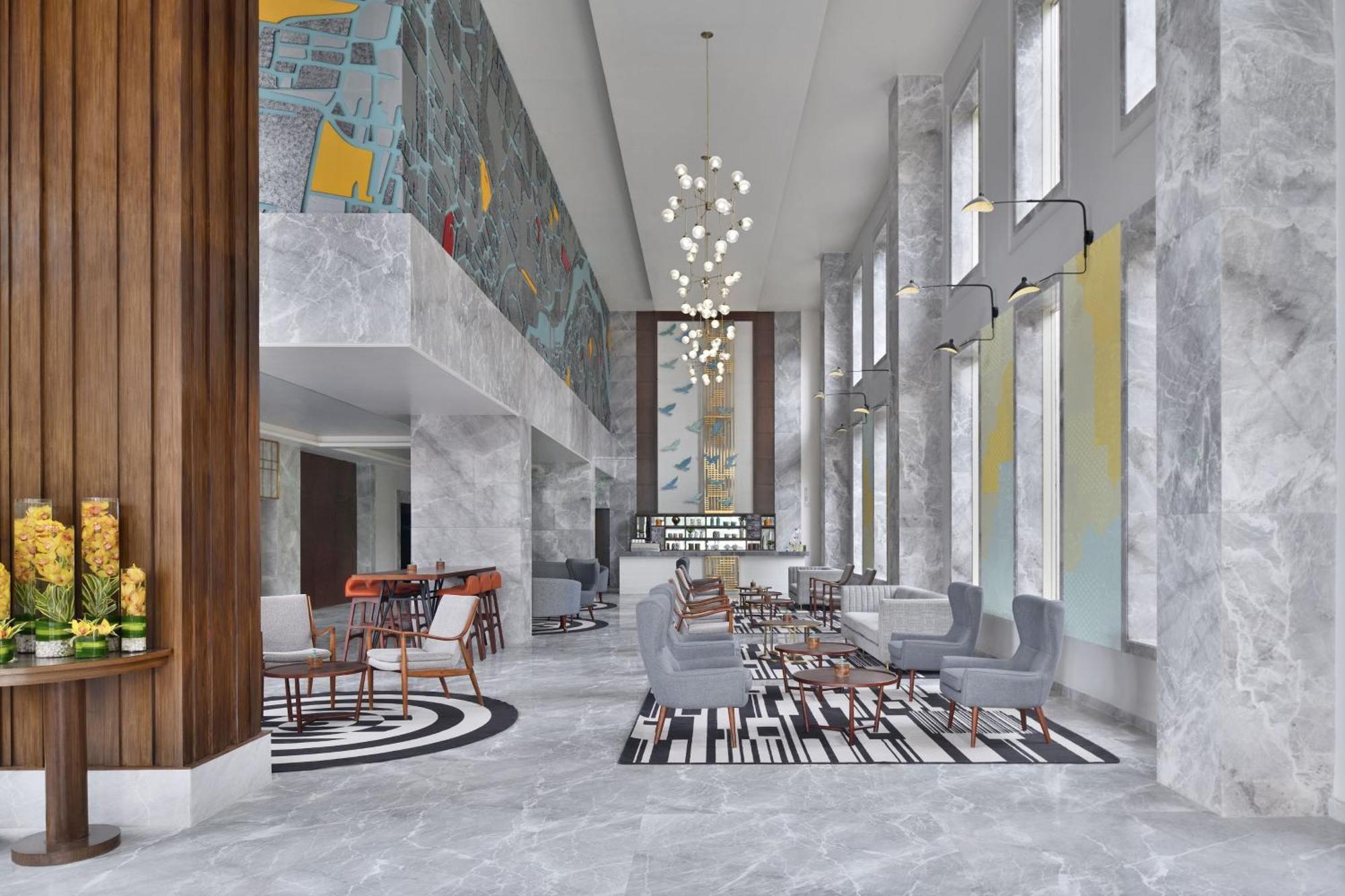 Le Meridien Hyderabad Exterior photo The lobby of the hotel